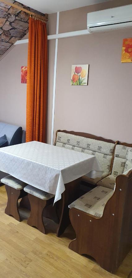 Cserkeszőlő Venusz Apartman מראה חיצוני תמונה